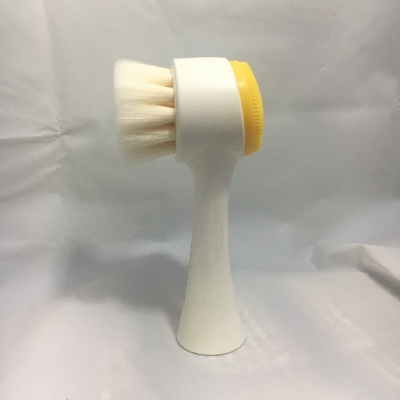 APRILSKIN Facial Cleansing Brush - Picture 2 of 7